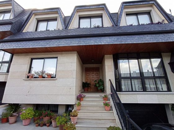 Foto 1 de Casa en venda a Centro - Ourense de 5 habitacions amb terrassa i garatge