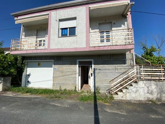 Foto 2 de Xalet en venda a San Cibrao das Viñas de 4 habitacions amb terrassa i garatge