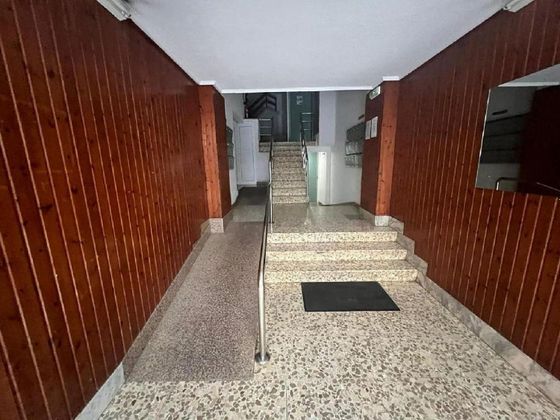 Foto 2 de Venta de piso en Culleredo de 3 habitaciones con ascensor
