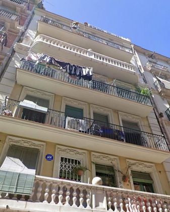 Foto 2 de Venta de piso en El Poble Sec - Parc de Montjuïc de 2 habitaciones y 33 m²