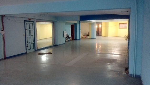 Foto 1 de Alquiler de oficina en Praza España - Casablanca de 250 m²