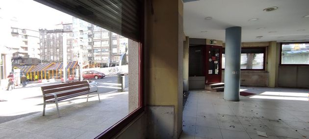 Foto 1 de Alquiler de local en Praza España - Casablanca con garaje