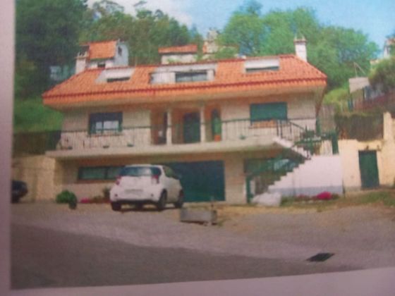 Foto 1 de Casa en venda a Lavadores de 4 habitacions amb garatge i jardí