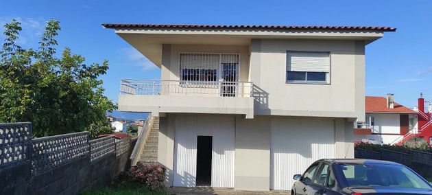 Foto 1 de Xalet en venda a Matamá - Beade - Bembrive - Valádares - Zamáns de 3 habitacions amb terrassa i garatge