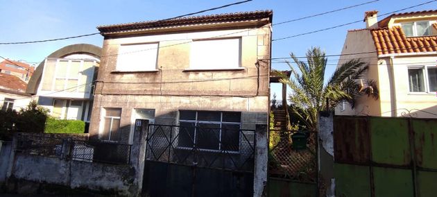 Foto 1 de Casa en venta en Travesía de Vigo - San Xoán de 3 habitaciones y 176 m²