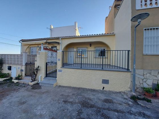 Foto 2 de Casa en venta en San Fulgencio de 1 habitación y 42 m²