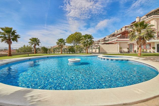 Foto 2 de Casa en venta en Valle del Sol - Rio Park de 2 habitaciones con terraza y piscina
