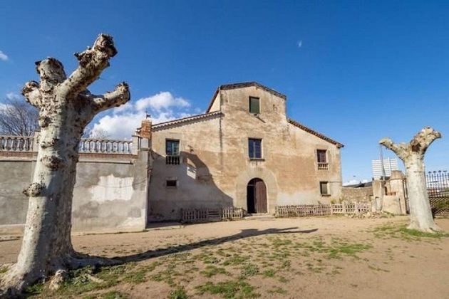 Foto 1 de Casa rural en venda a Sant Celoni de 7 habitacions amb terrassa i garatge