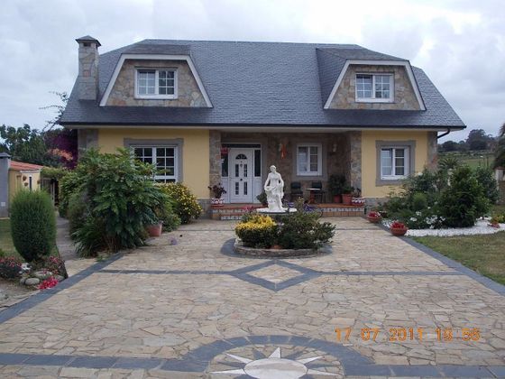 Foto 2 de Chalet en venta en Piñeiros- Freixeiro de 4 habitaciones con terraza y garaje