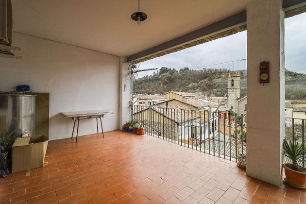 Foto 1 de Piso en venta en Montesquiu de 4 habitaciones con terraza y balcón