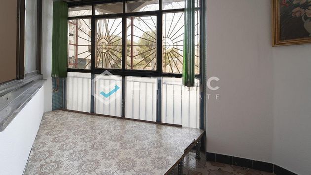 Foto 2 de Pis en venda a El Guinardó de 3 habitacions amb terrassa i balcó