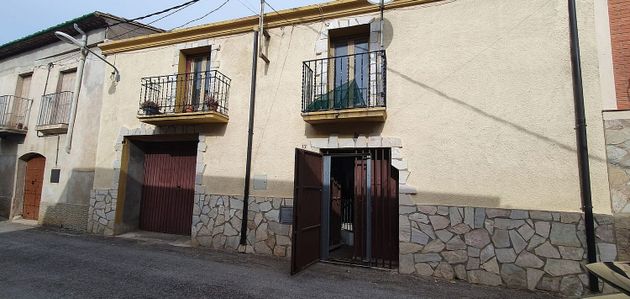 Foto 1 de Casa en venda a Garriguella de 3 habitacions amb garatge i balcó