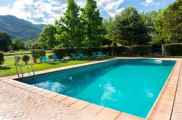 Foto 2 de Casa rural en venda a Cellera de Ter, La de 10 habitacions amb terrassa i piscina