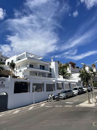 Foto 2 de Casa en venda a Torremuelle de 4 habitacions amb terrassa i piscina