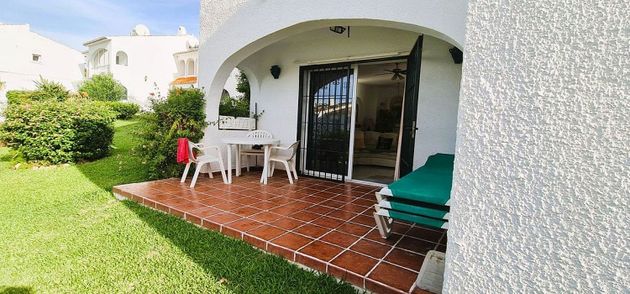 Foto 2 de Venta de casa en Riviera del Sol de 3 habitaciones con terraza y piscina