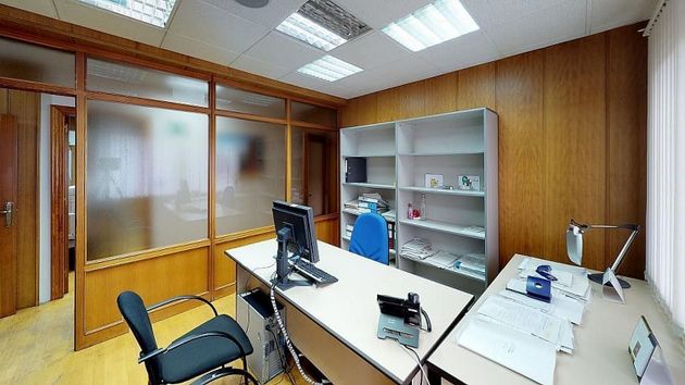 Foto 2 de Oficina en venda a calle Telesforo Cuevas amb calefacció i ascensor