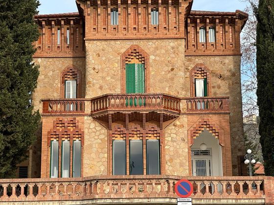 Foto 1 de Xalet en lloguer a Sarrià de 12 habitacions amb terrassa i jardí