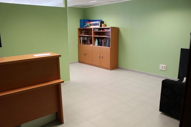 Foto 2 de Venta de oficina en Alcabre - Navia - Comesaña de 37 m²