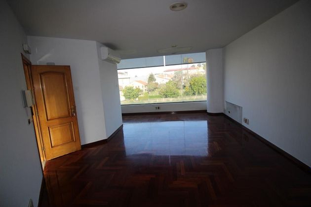 Foto 2 de Oficina en alquiler en Castrelos - Sardoma de 31 m²