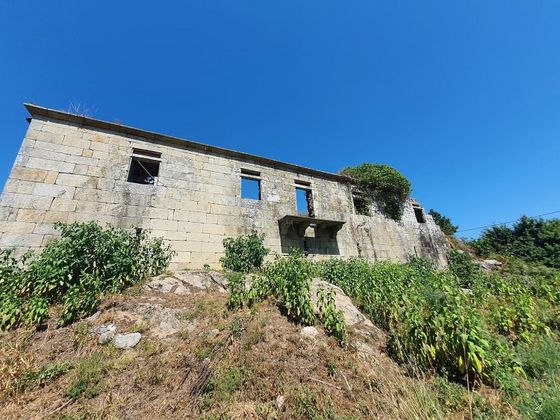 Foto 2 de Chalet en venta en Neves (As) de 6 habitaciones con terraza y jardín