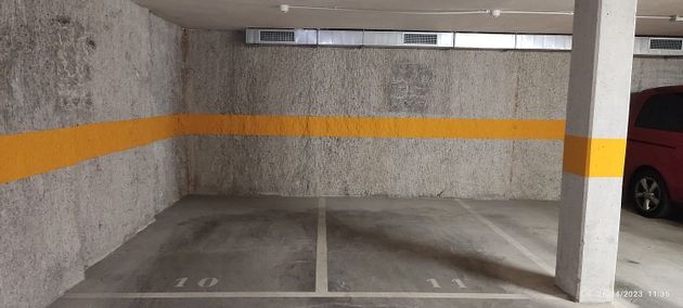 Foto 2 de Venta de garaje en calle De Campeny de 8 m²