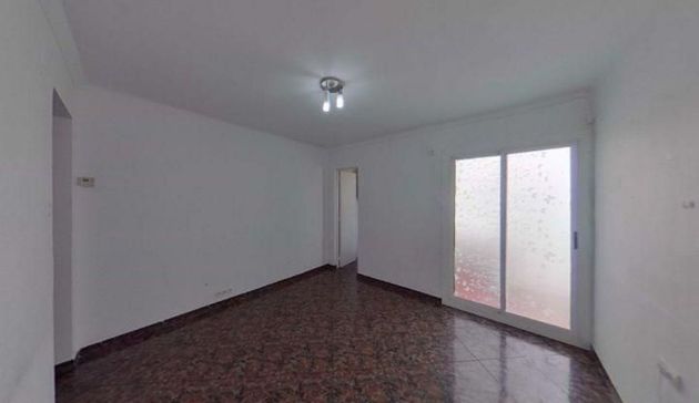 Foto 2 de Piso en venta en Sant Joan - Molí del Vent de 3 habitaciones con balcón