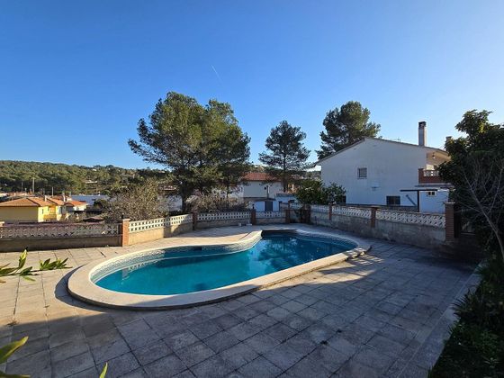 Foto 1 de Xalet en venda a Canyelles de 3 habitacions amb terrassa i piscina