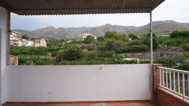Foto 2 de Casa adossada en venda a calle Rioja de 3 habitacions amb terrassa