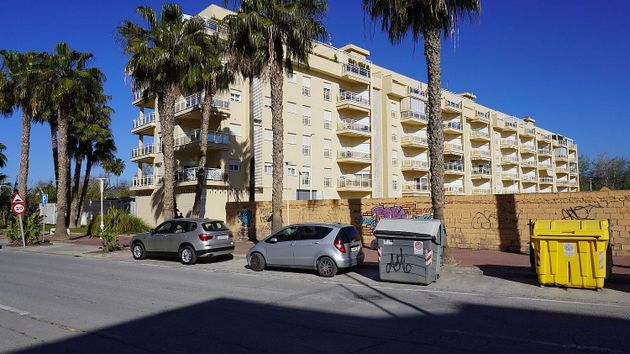 Foto 1 de Pis en venda a Playa de Granada de 2 habitacions amb terrassa i piscina