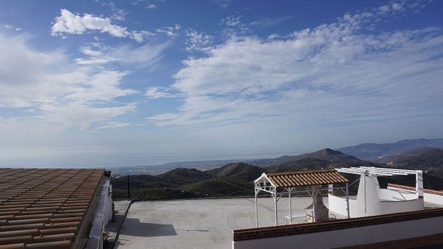 Foto 2 de Casa rural en lloguer a Vélez de Benaudalla de 5 habitacions amb terrassa i piscina