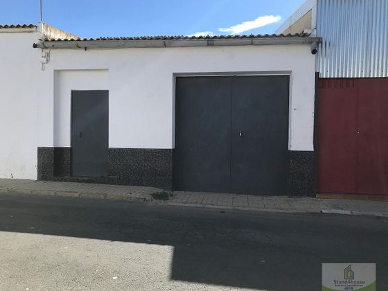 Foto 1 de Local en venda a Bollullos Par del Condado amb terrassa i garatge