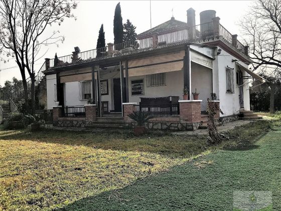 Foto 1 de Xalet en venda a Villanueva del Ariscal de 4 habitacions amb terrassa i piscina