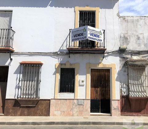 Foto 2 de Casa adossada en venda a Villalba del Alcor de 3 habitacions amb terrassa i balcó