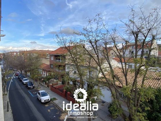 Foto 1 de Venta de piso en Nuevo Aranjuez de 4 habitaciones con terraza y calefacción