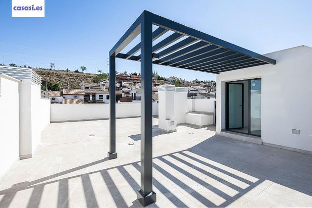 Foto 1 de Àtic en venda a Huétor Vega de 4 habitacions amb terrassa i piscina