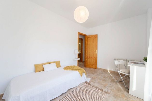 Foto 2 de Pis en venda a calle Airén de 2 habitacions amb terrassa i garatge