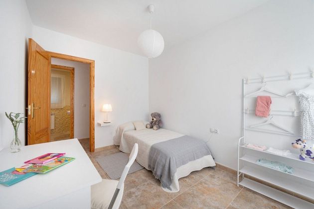 Foto 2 de Pis en venda a calle Airén de 3 habitacions amb terrassa i garatge