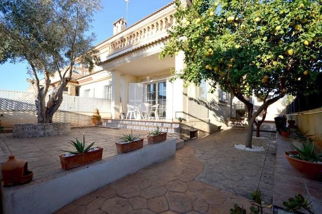 Foto 2 de Venta de casa en Sa Cabana - Can Carbonell - Ses Cases Noves de 4 habitaciones con terraza y jardín