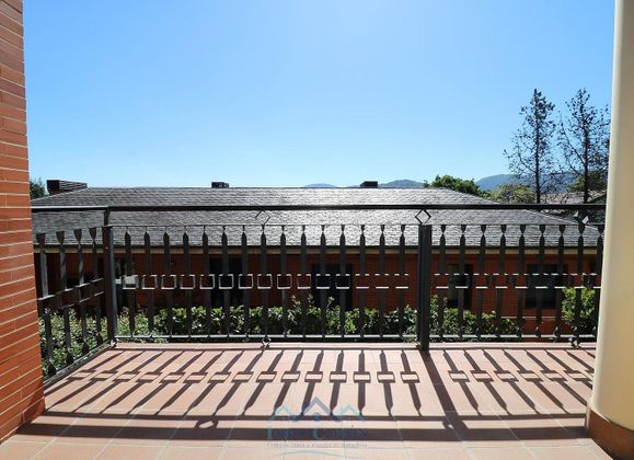 Foto 2 de Venta de piso en Centro - Mendibil - Santiago de 3 habitaciones con terraza y piscina