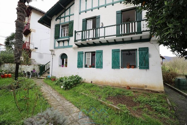 Foto 2 de Casa en venda a Pinar - Anaka - Belaskoenea de 7 habitacions amb jardí i balcó