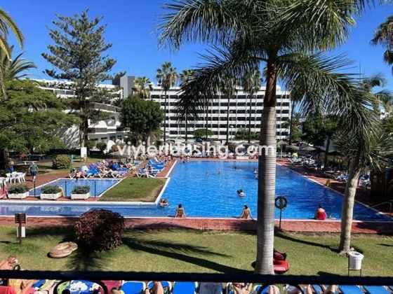Foto 1 de Pis en venda a calle Aceviño de 2 habitacions amb terrassa i piscina