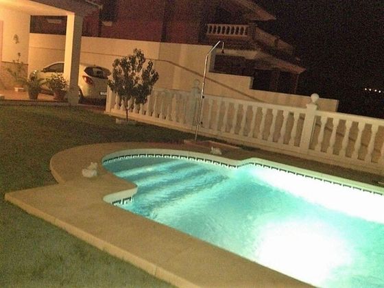 Foto 1 de Chalet en venta en Añoreta Golf - Paraíso del Sol de 3 habitaciones con piscina y jardín