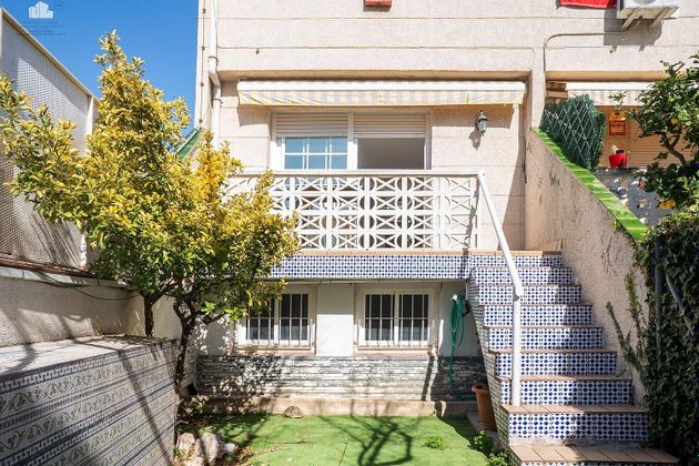 Foto 1 de Casa en venta en Premià de Mar de 4 habitaciones con terraza y jardín