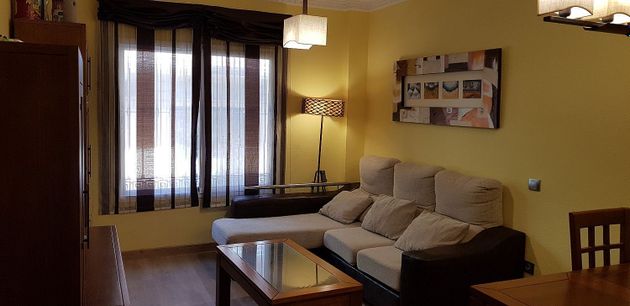 Foto 2 de Piso en venta en Bailén - Miraflores de 2 habitaciones con terraza y aire acondicionado