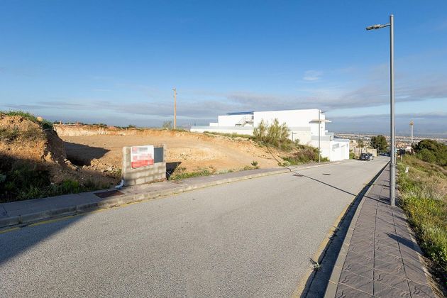 Foto 2 de Venta de terreno en calle Rio Guadalfeo de 658 m²