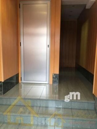 Foto 2 de Pis en venda a Centro - Recinto Amurallado de 3 habitacions amb calefacció i ascensor