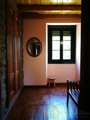 Foto 2 de Casa en venta en Sarria de 3 habitaciones con garaje y jardín