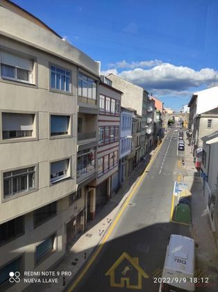 Foto 1 de Alquiler de piso en Recatelo - O Carme de 4 habitaciones con terraza y garaje