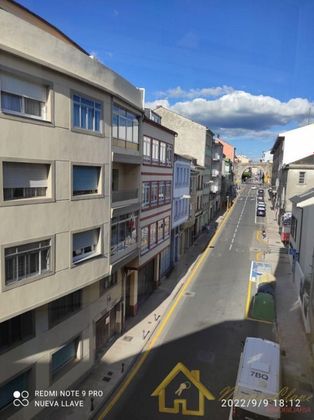 Foto 1 de Venta de piso en Recatelo - O Carme de 4 habitaciones con terraza y garaje