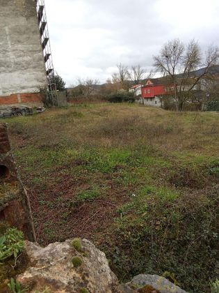 Foto 2 de Venta de terreno en Monforte de Lemos de 540 m²